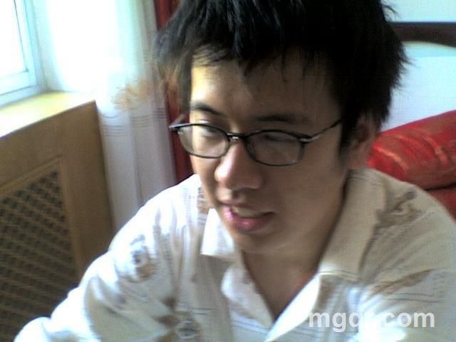 贴心的情侣的头像