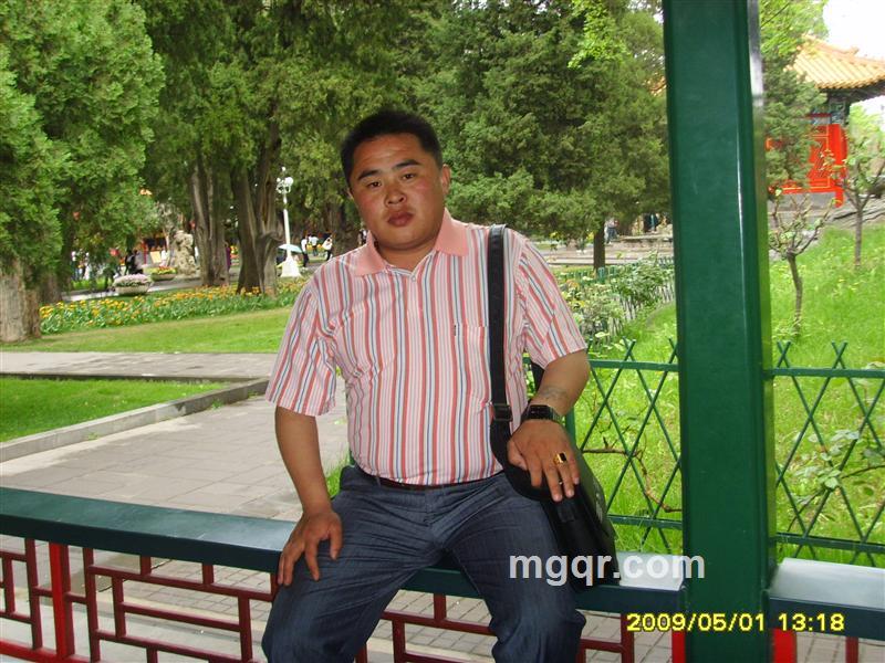 墙外等杏的头像