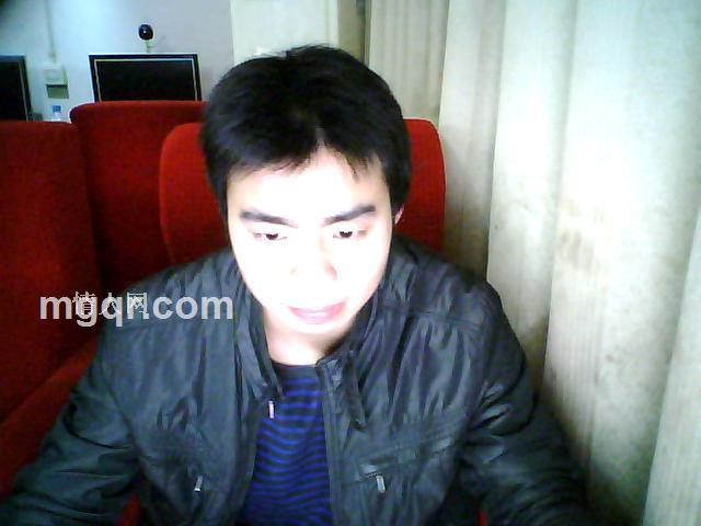 吻你DE瞬间的头像