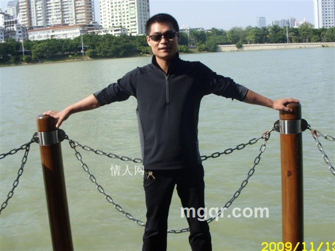 龙饮千江的头像