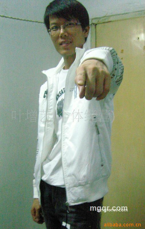 火热男子的头像