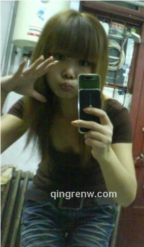 媽``他偸亲莪的头像