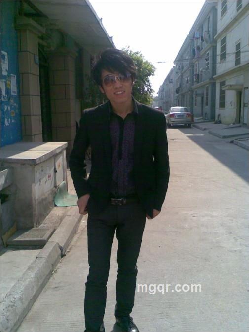  ____小 順 ↘的头像