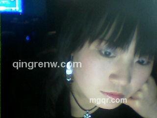 恋上你的唇 ぁ的头像