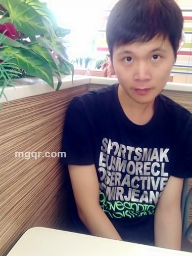 午夜哼歌的头像