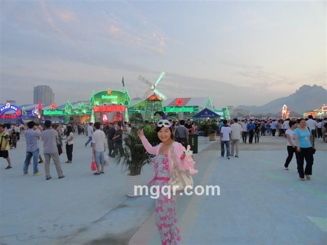 普通的女孩的头像