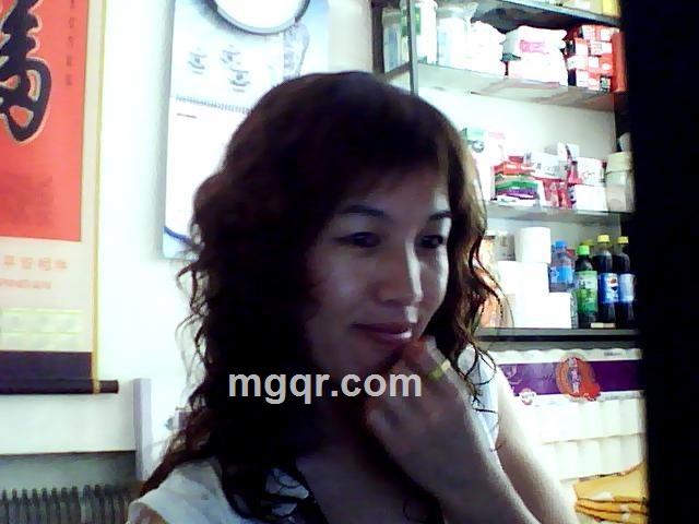 小月牙儿的头像