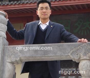 半杯红酒的头像