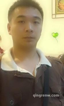 奋斗不XI的头像