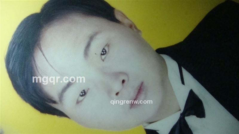 善 解 人 依的头像