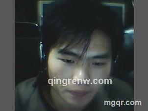 黑夜里的寂寞的头像