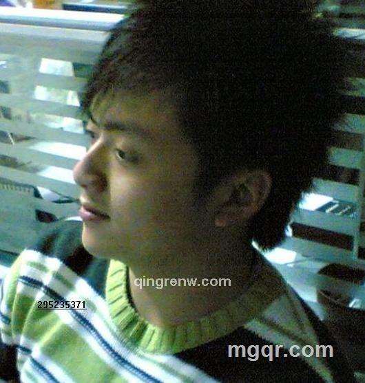 谁陪我飘荡的头像