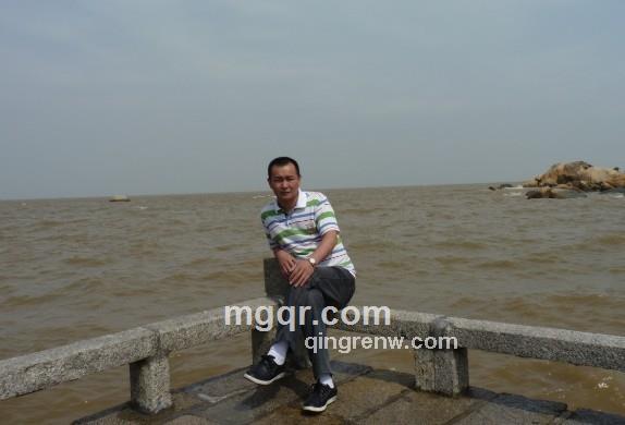 赶不走的寂寞的头像