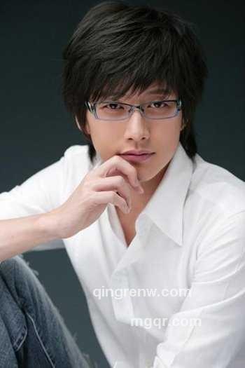 为谁回眸的头像