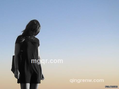 安静的牵手的头像