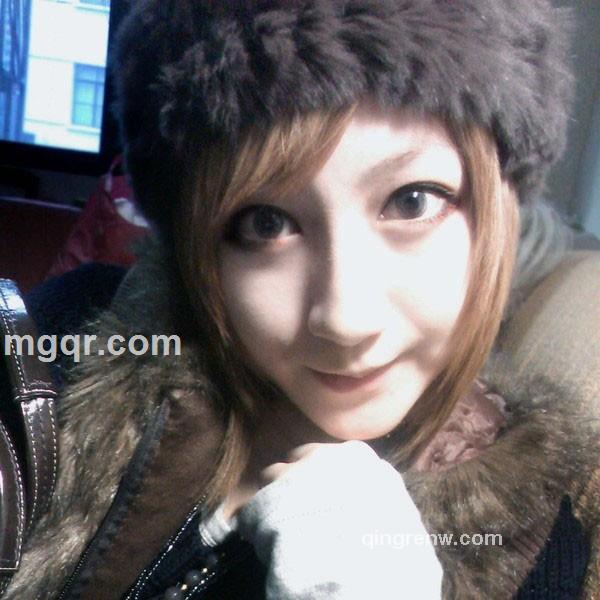 - 眼角的落寞。的头像