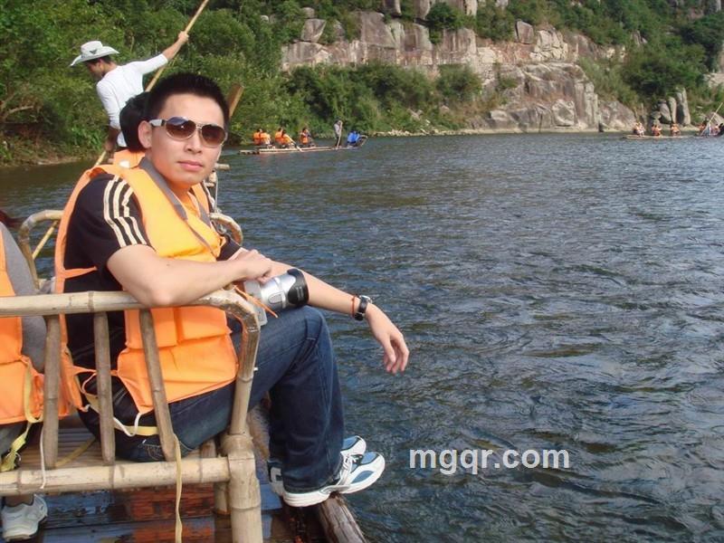 万里无云的头像