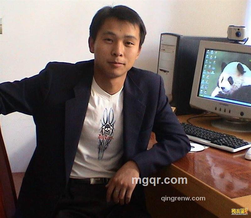 咖啡色的男人的头像