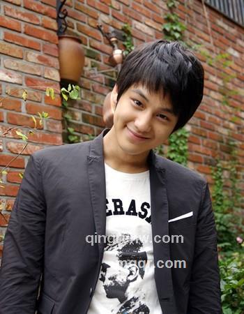 就拿一刹那的头像