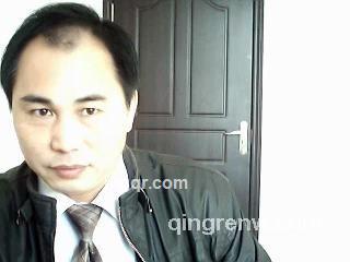 浪漫山花的头像