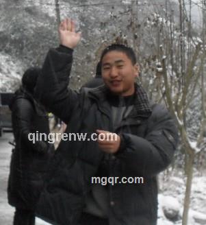 帅气小伙的头像