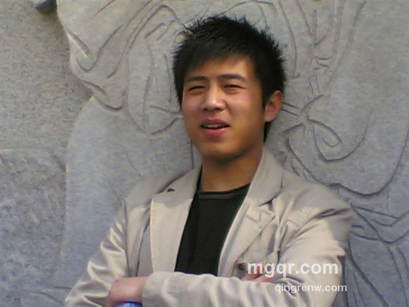 棒棒糖很大的头像