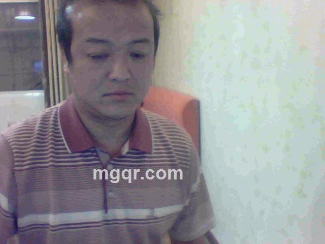 翱翔在海洋上的鹰的头像