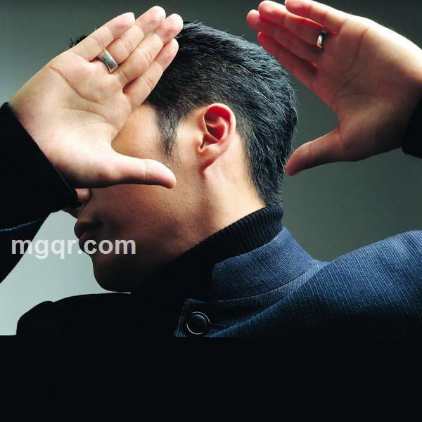 光板没毛的头像