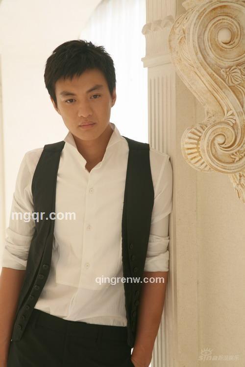 孤独的美男的头像