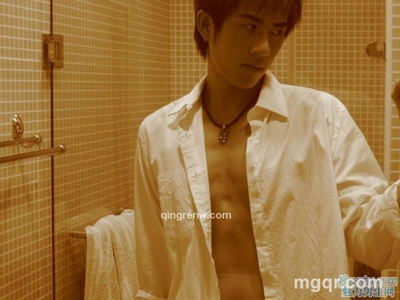 男人很猛的头像