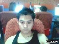 帅哥等美女的头像