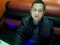 闲坐云端的头像