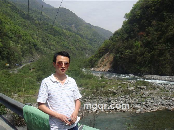 加扣扣七五一三五二二的头像