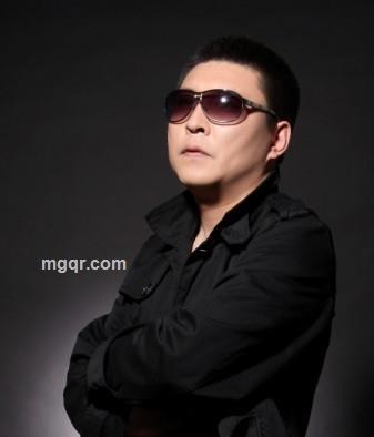 蓝色海洋鱼的头像