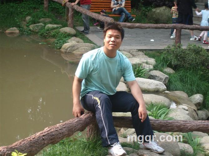 ★开心男孩★的头像