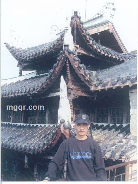 驾驶女人的头像