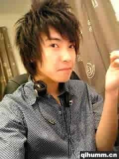 孤独的蛤蟆的头像