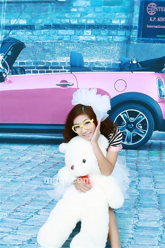 V 你耍个性我耍横*的头像