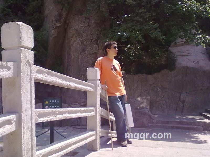 青岛海边实在人的头像