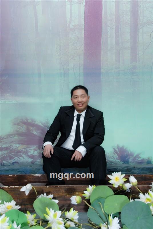 眺望远方的头像