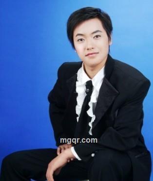 激情男、的头像