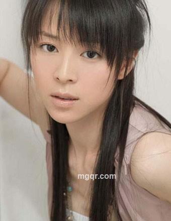 高个优雅女的头像