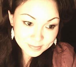 小巧靓女寻车帅