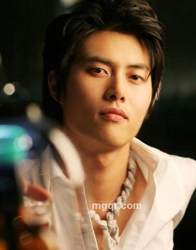 飞鸟和鱼的头像