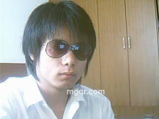 孤单的背后的头像