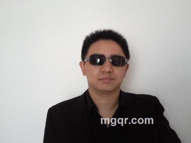 邊赱邊愛的头像