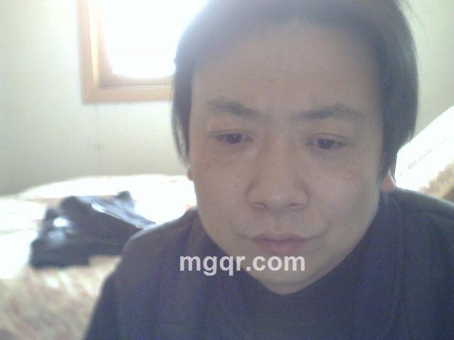 我在雨中笑的头像