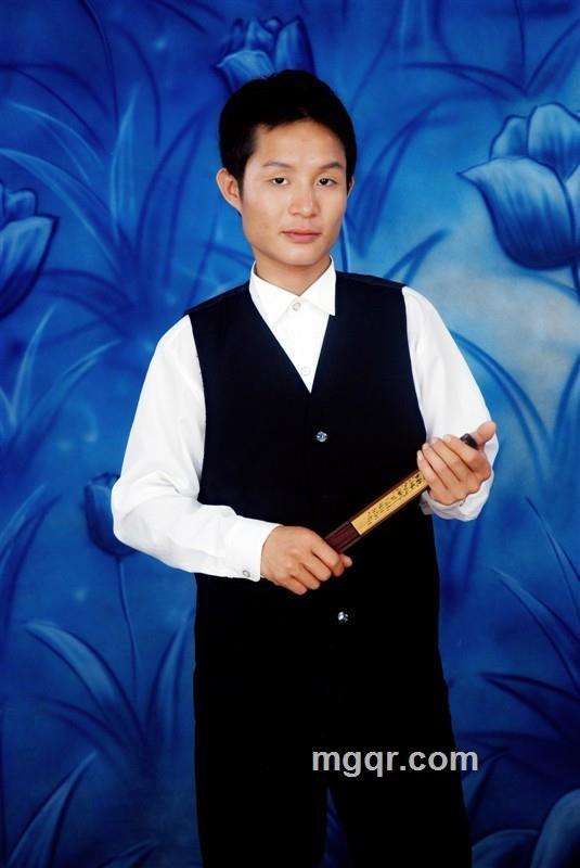 冰雪雾雨的头像