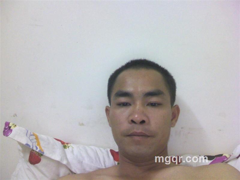 hq寂寞孤独的男人的头像