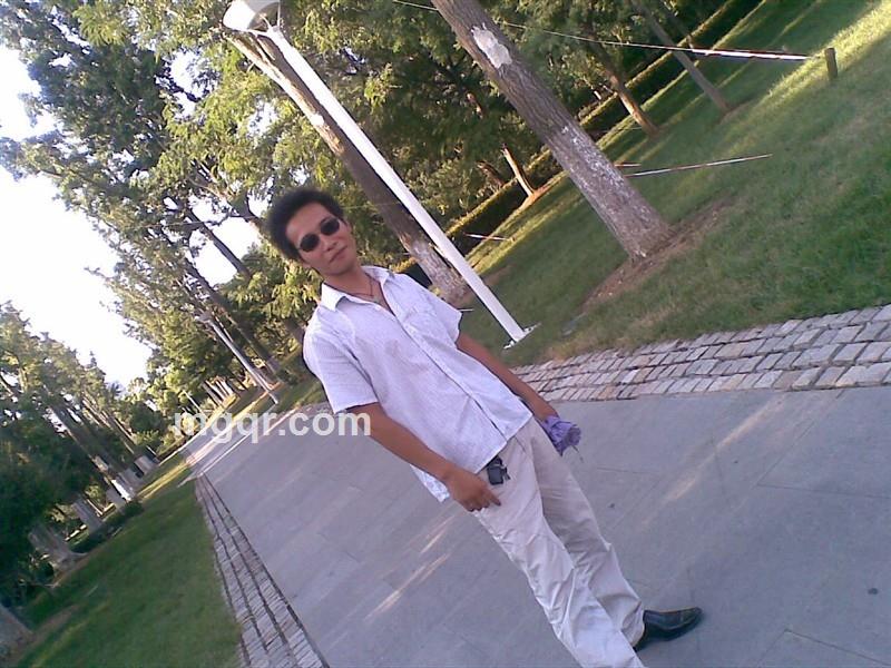 给J8找个洞的头像